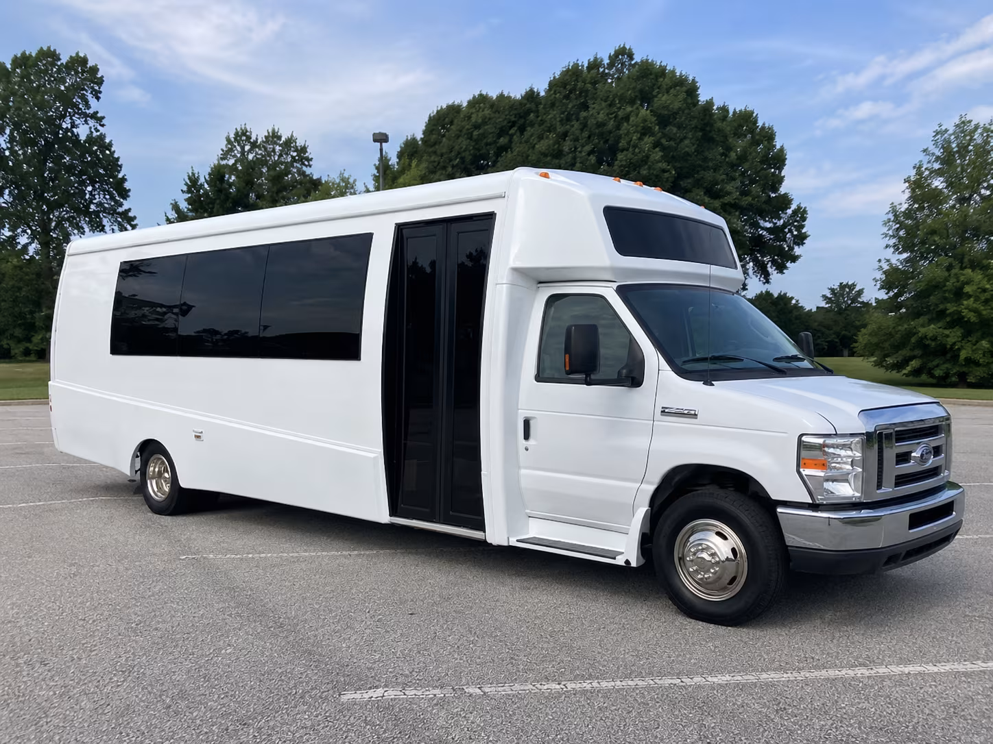 redwood city 18 passenger party bus