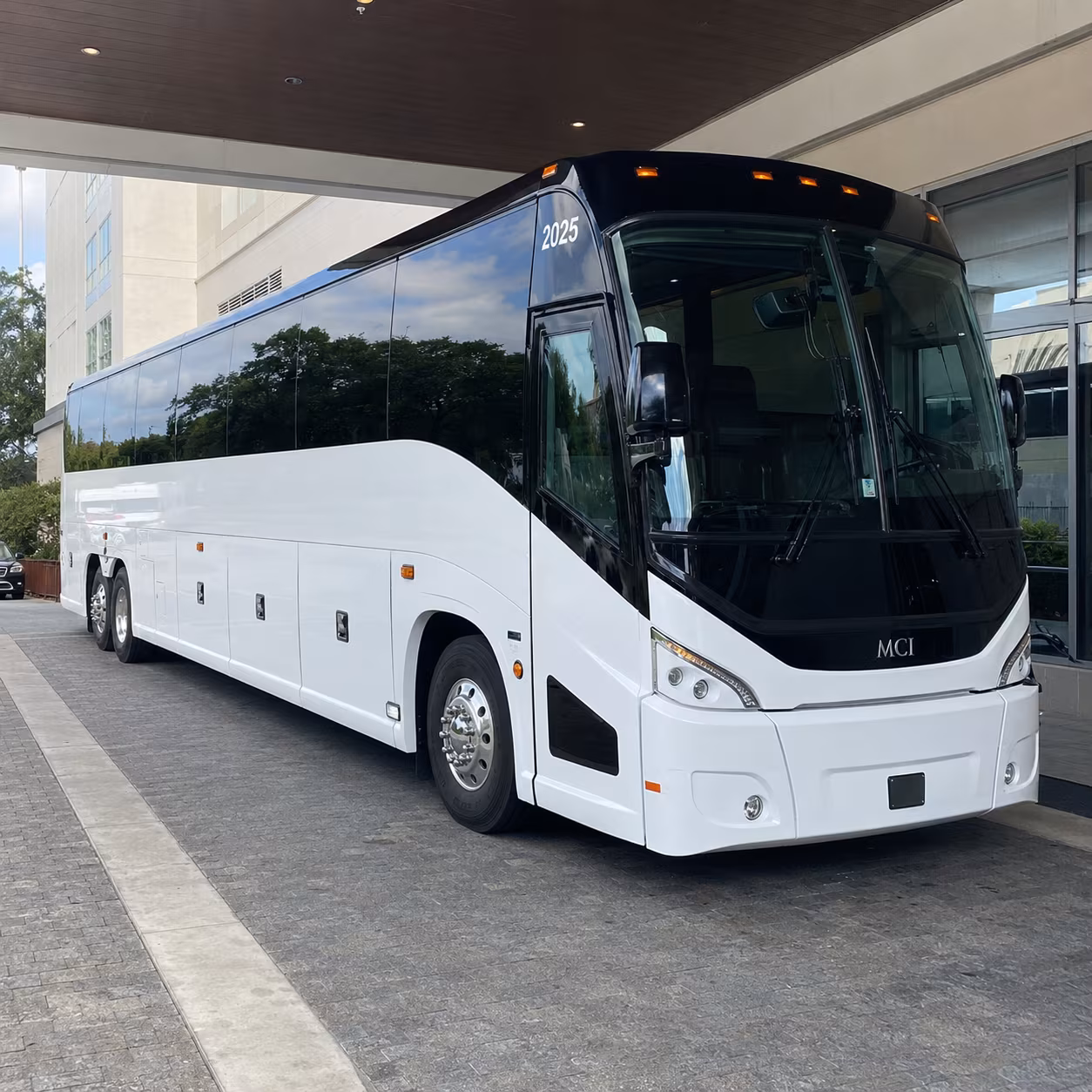 redwood city 54 passenger charter bus