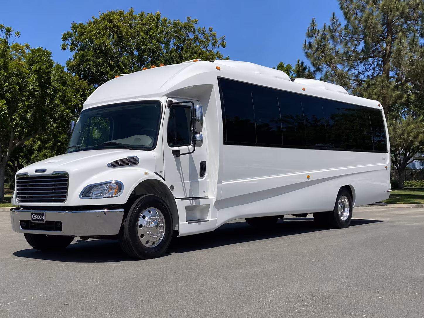 sweet 16 and quinceanera party buses serving redwood city and san mateo county